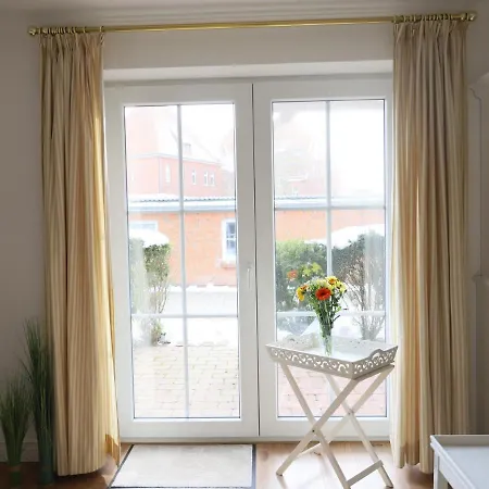 Muschel Ist Ein Kleines Gemutliches Feriendomizil Fur 2 Personen Im Haus Vogelsang. Appartement *